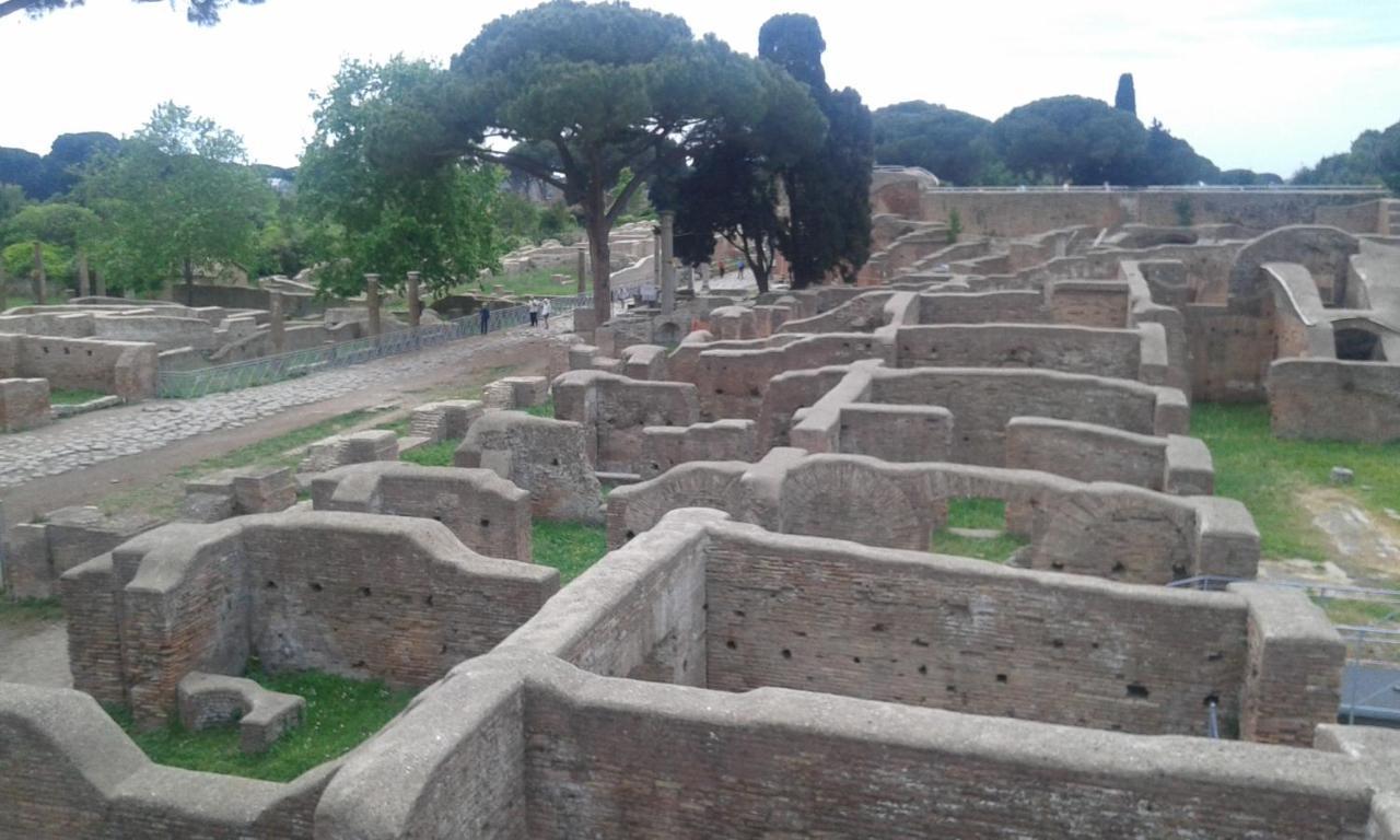 Trilocale Lido Di Roma Apartamento Lido di Ostia Exterior foto