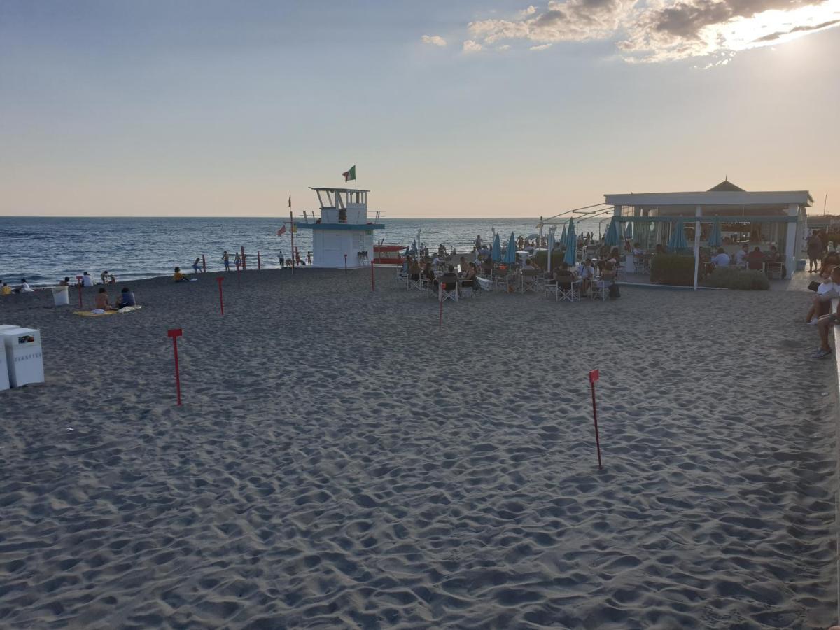 Trilocale Lido Di Roma Apartamento Lido di Ostia Exterior foto